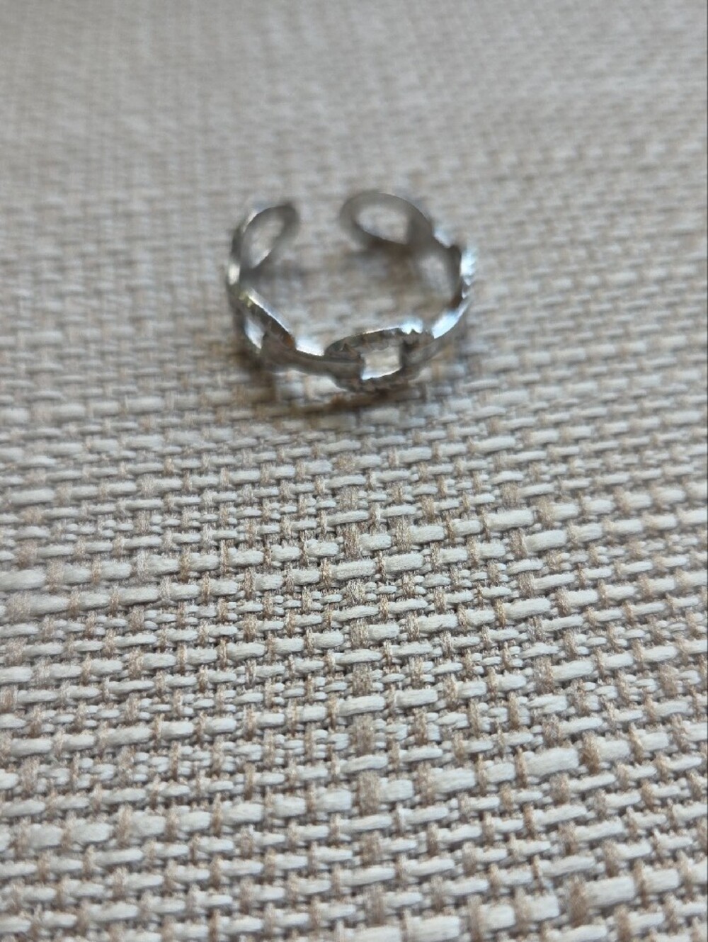 Plunder Adjustable Silver Chain Link Pattern Ring - Picture 4 of 9